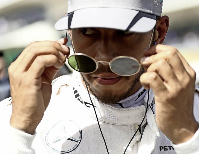 Hat groen Respekt vor kleinen Monster...ache Grand-Prix-Sieger Lewis Hamilton   | Foto: afp