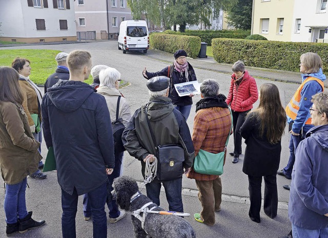 Planer, Stadtverwaltung und Anwohner bei der Begehung   | Foto: Stadt Lahr