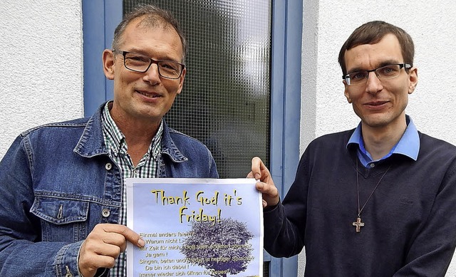 Vikar Christian Wolff (rechts) und Dia...nst Menschen jeden Alters ansprechen.   | Foto: Claudia Gempp