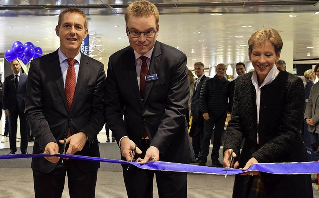 Jrg Lutz, Enrico Wallborn und Marion ...n den  &#8222;neuen&#8220; Karstadt.    | Foto: H. Wussler