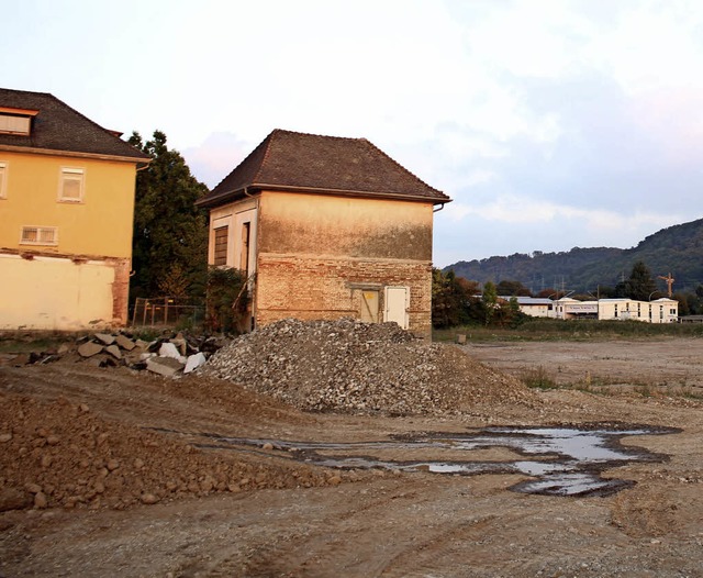 Zum  knftigen Baugebiet &#8222;Alte W...de sechs Millionen Euro von der Bank.   | Foto: Anja Bertsch