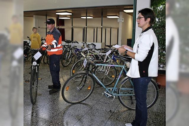 Entrmpelung im Velokeller