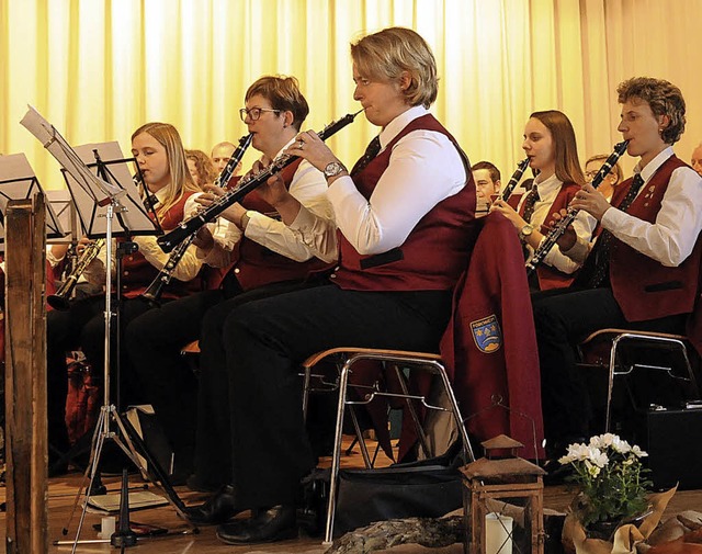 Der Musikverein Forchheim unterhielt am Nachmittag.   | Foto: Knstle