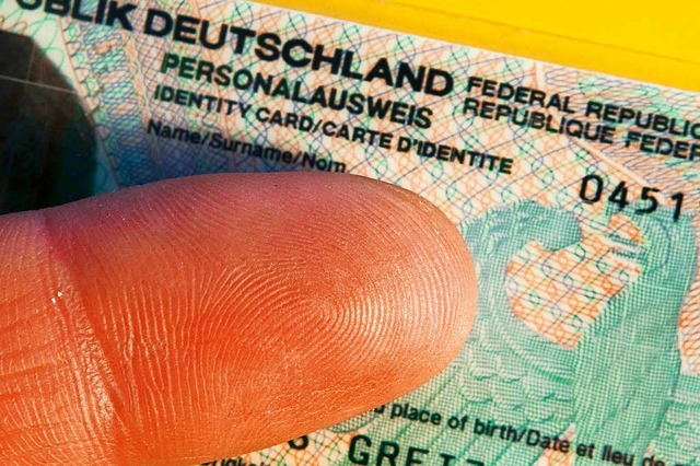 Teurer Passersatz: 43-Jhriger muss 1500 Euro zahlen (Symbolbild).  | Foto: dpa