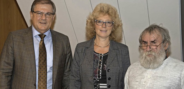 Fr Stadtrat Jean-Paul Lacte (rechts)...eister Joachim Schuster verpflichtet.   | Foto: Volker Mnch