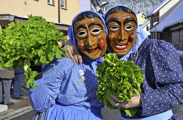 Zwei &#8222;Mrtwiiber&#8220; der Zeller Vogtei Obertal.   | Foto: Paul Berger