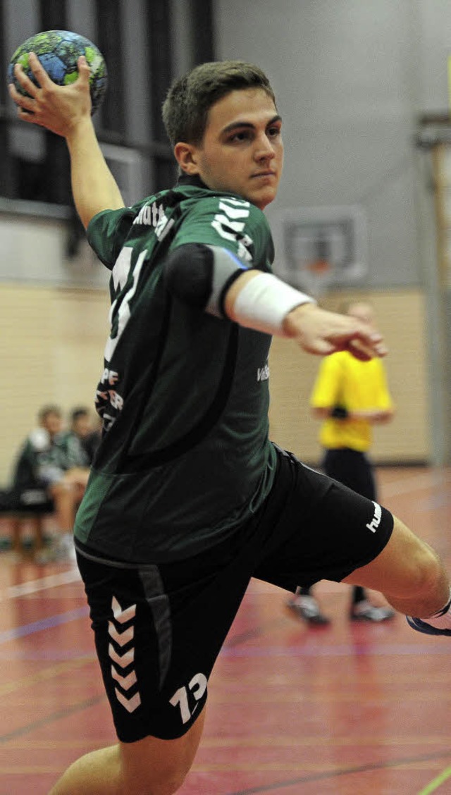 <BZ-FotoAnlauf>Handball-Bezirksklasse:...ore im Derby fr den SV Schutterzell.   | Foto:  Bettina Schaller