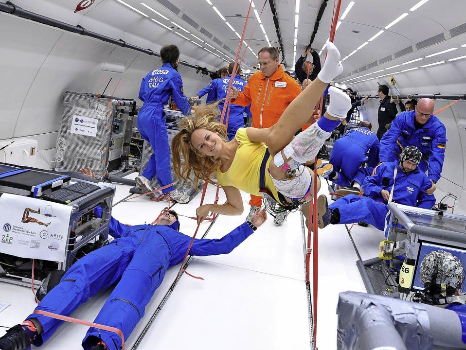 Völlig losgelöst:  Ramona Ritzmann bei einem Parabelflug   | Foto: Privat
