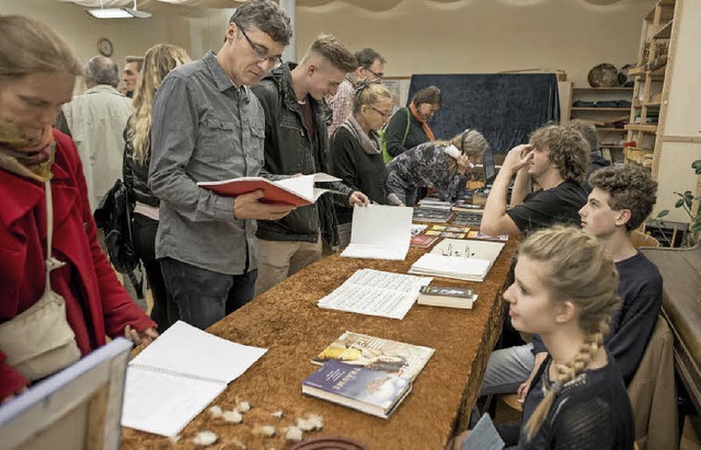 Waldorfschler prsentieren ihre Jahresarbeiten.  | Foto: Stefan Johnen