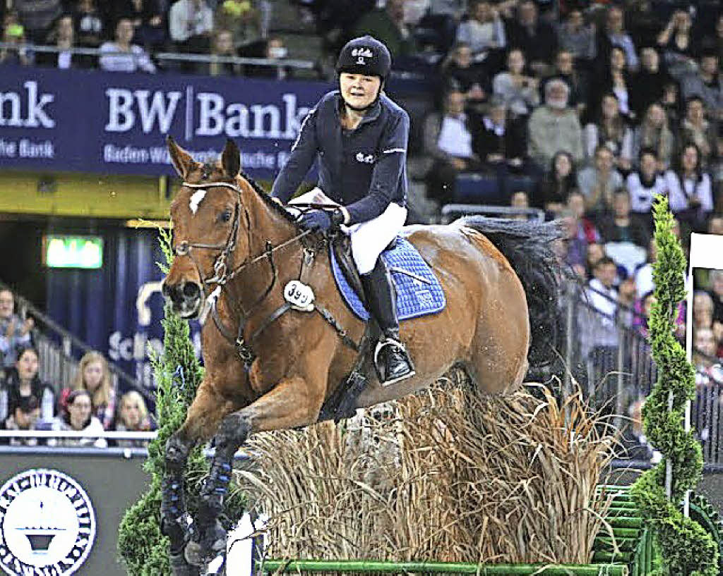Zwei Reiter bei German Masters Buggingen Badische Zeitung
