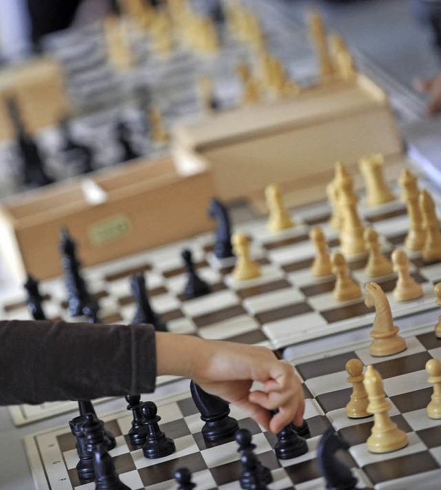 <BZ-FotoAnlauf>Schachclub:</BZ-FotoAnl...lockten fast 50 Spieler nach Lrrach.   | Foto: dpa