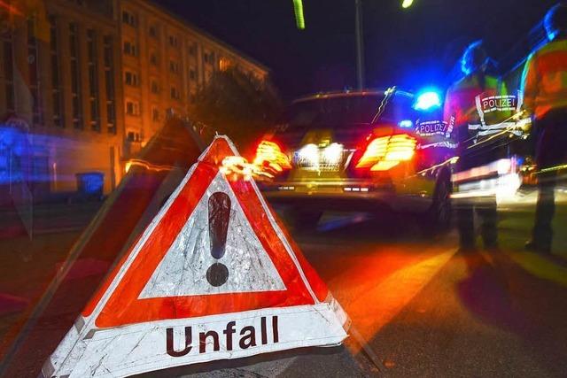 Mann wird auf der Bismarckalle von Auto erfasst und stirbt wenig spter