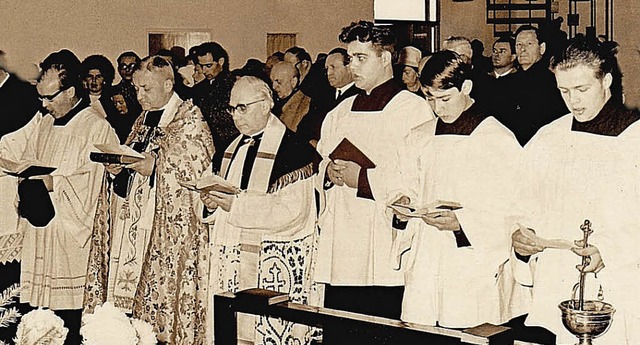 Vor 50 Jahren wurde die katholische St...1 evangelischer Pfarrer in Hugsweier.   | Foto: Archivfoto: Alfred Arbandt