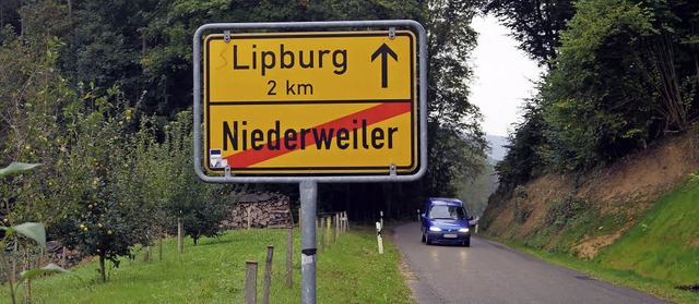 Zwei Kilometer liegen zwischen Lipburg...der Kreisstrae jedoch sind nicht gut.  | Foto: Silke Hartenstein
