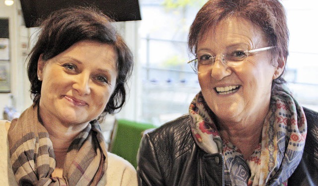 Beatrix Braun (rechts) und Nicole Aell...n sich fr die Rechte von Frauen ein.   | Foto: Jrn Kerckhoff