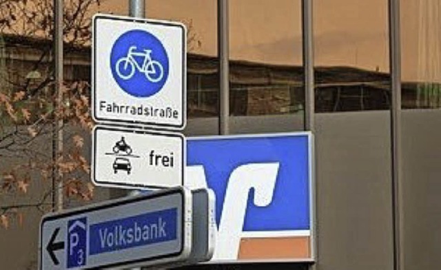 Der Beweis: Das Schild  Kfz-frei gibt es doch &#8211; in Freiburg.  | Foto: Privat