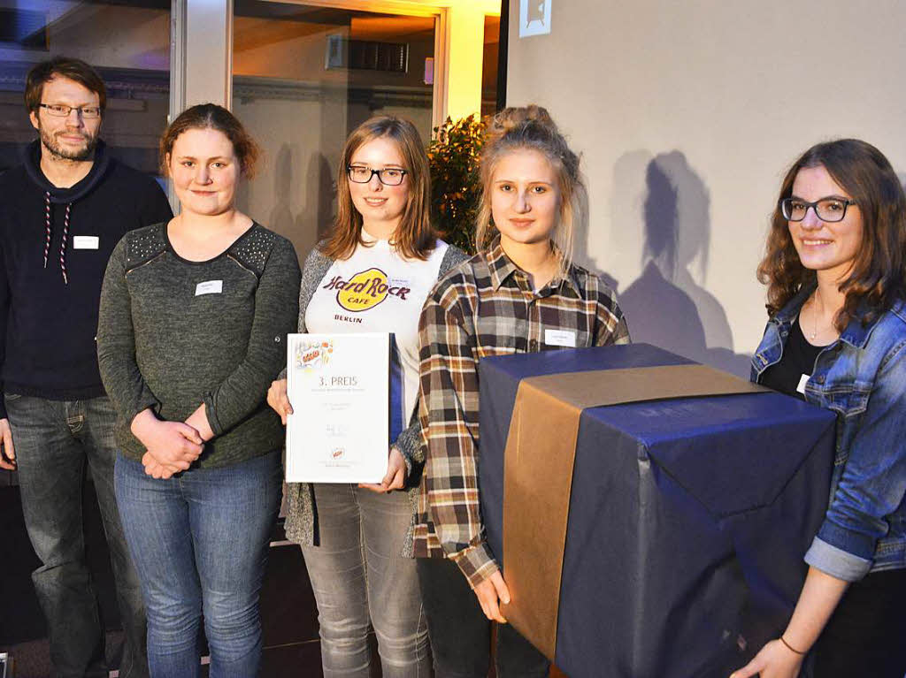 Einer von zwei dritten Preisen in der Kategorie Weiterfhrende Schulen ging an die St. Ursula-Schulen in Villingen fr ihre Schlerzeitung „Die Basis“.