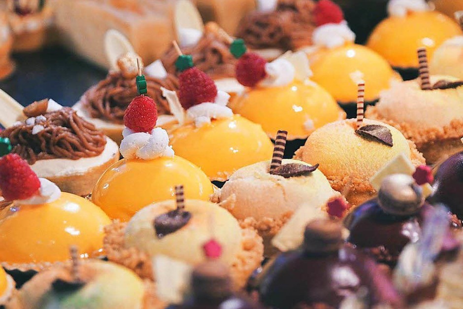Die Plaza Culinaria auf dem Freiburger Messegelände. Schmeckt so das Paradies? (Foto: Miroslav Dakov) Die Plaza Culinaria auf dem Freiburger Messegelände. Schmeckt so das Paradies? (Foto: Miroslav Dakov)