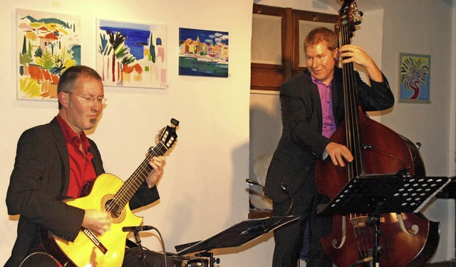 Oliver Fabro und Martin Hess heizten i...im Flamenco-Jazz im Storchehus in Wehr  | Foto: Karin Stckl-Steinebrunner