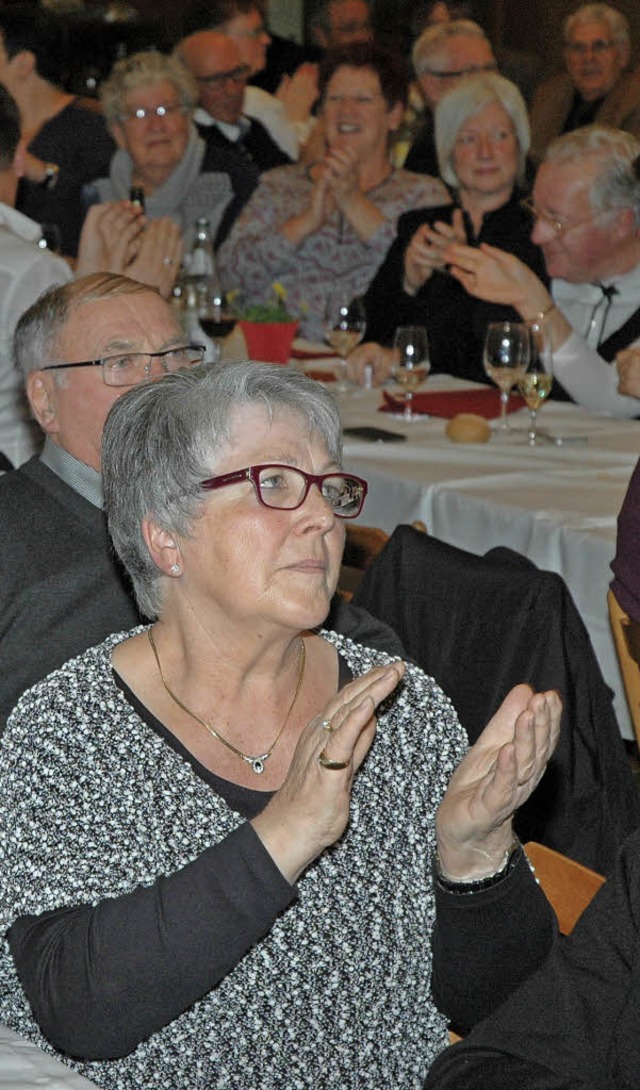 Gute Stimmung herrschte zusammen mit 8... im vollen  &#8222;Ochsen&#8220;-Saal.  | Foto: Regine Ounas-Krusel