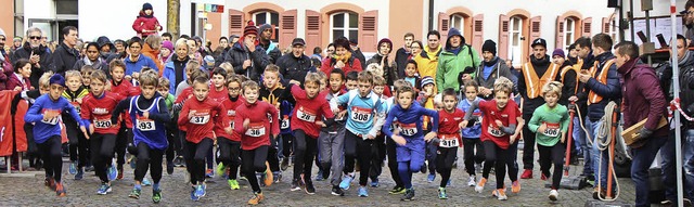 Mit vollem Einsatz: Start der Kinder b...um den Michaelsberg&#8220; in Riegel.   | Foto: Helmut Hassler