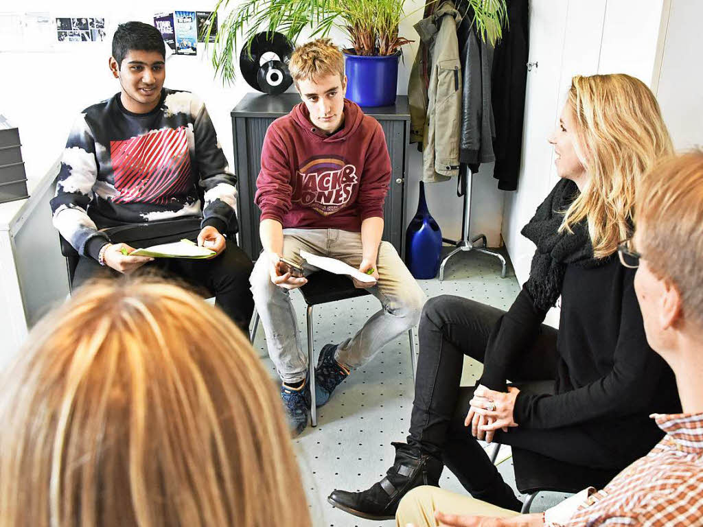 Und dazwischen führen zwei Zischup-Reporter noch ein Gespräch mit dem Orga-Team der Jazz & Rockschulen Freiburg. Und dazwischen führen zwei Zischup-Reporter noch ein Gespräch mit dem Orga-Team der Jazz & Rockschulen Freiburg.