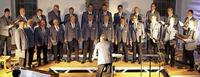 Der Mnnergesangverein Vogelbach-Malsb...n schnen, besinnlichen Konzertabend.   | Foto: Silke Hartenstein