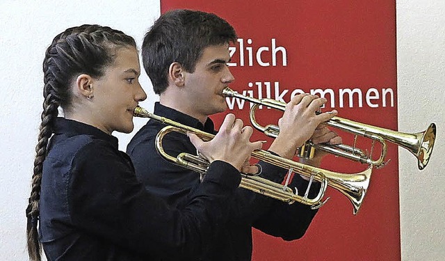 Edith Malluschke und Felix Goulesque b...en Markus Glaisner und Eike Stockmann.  | Foto: Dorothee Philipp