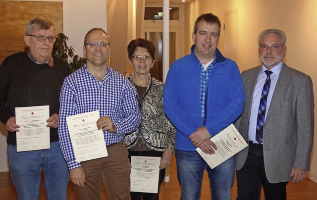 Ganze 100 mal hat Johannes Haas (Zweit...ks), Ursula Maa und Martin Isenmann.   | Foto: Frank Leonhardt