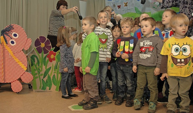 Der Kindergarten Egringen spielte beim...ercaf auch eine Bilderbuchgeschichte.  | Foto: Ounas-Krusel