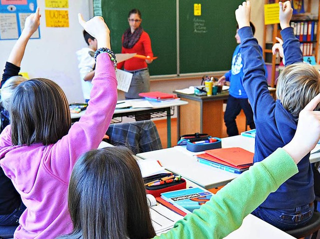 Schler in Tbingen: In Realschulen soll sich knftig einiges ndern.  | Foto: dpa