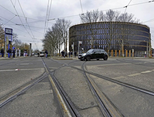 Die Kreuzung Wannerstrae/Fehrenbachal...cht werden knnte, gehen auseinander.   | Foto: Michael Bamberger