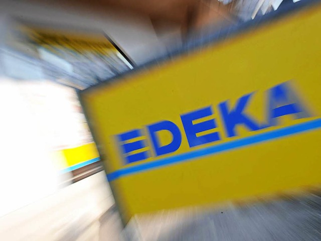 Angebliche Neonazi-Symbole im neuen We... machen dem Handelsriesen Edeka rger.  | Foto: dpa