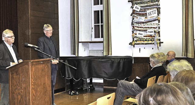 Referent Prof. Reiner Marquard (li.) u...ten sich den Fragen aus dem Publikum.   | Foto: Kurz