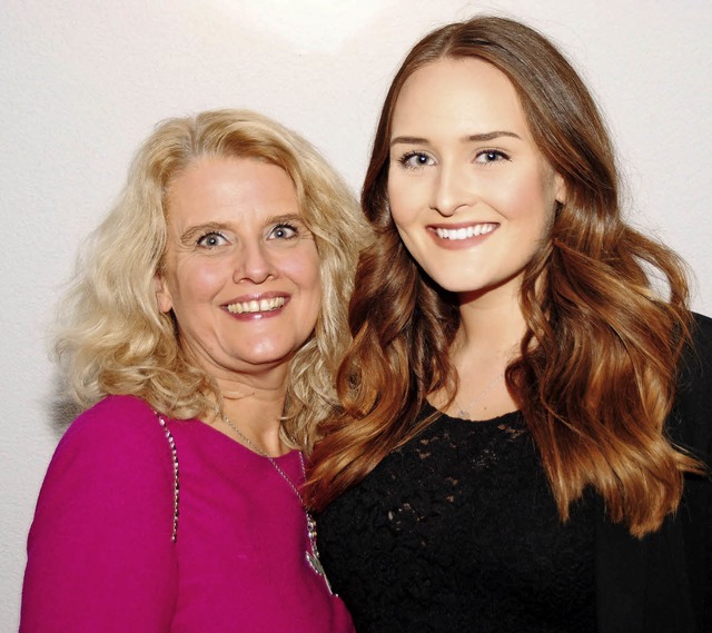 Caro Lefferts und ihre Tochter Marie b...weilig von ihrer Atlantikberquerung.   | Foto: Sedlak