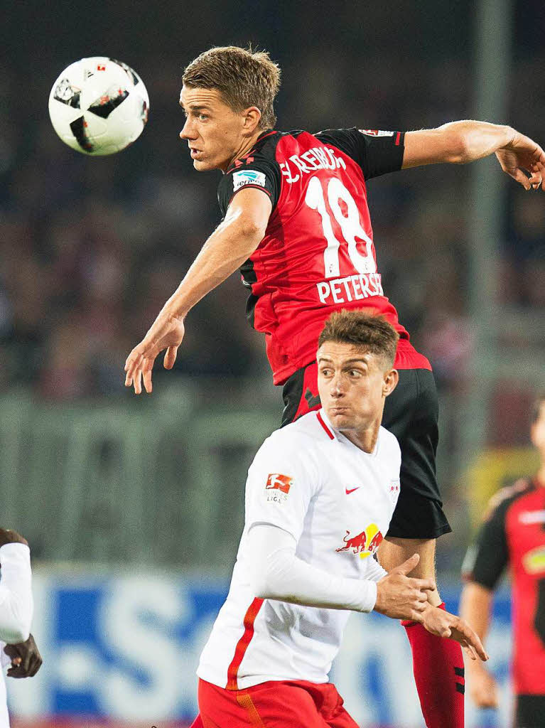 Ohne Torschuss blieb Nils Petersen gegen