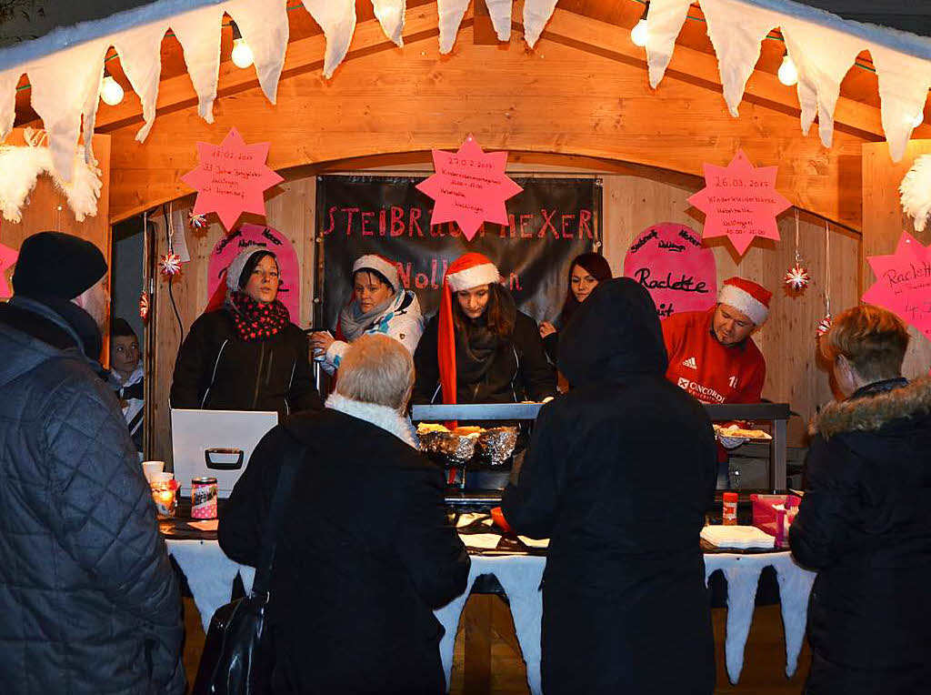 So war’s beim Rheinfelder Weihnachtsmarkt: von der Erffnung am Freitag bis zum letzten Tag am Sonntag.