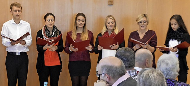 Der Chor Young Voices kam bei der Weih...die Zugabe gleich zweimal wiedergeben.  | Foto: Horatio Gollin