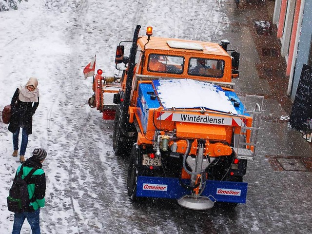 Die Technischen Betrieb im Wintereinsa...;richtiger&#8220; Winter in Offenburg.  | Foto: Helmut Seller                       