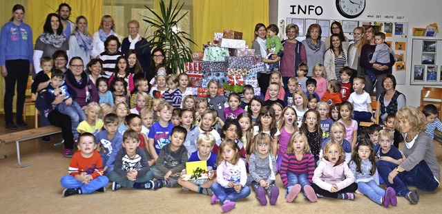 Die Kinder des Kindergartens Seeboden ...zustzliche Spende an den Tafelladen.   | Foto: Kindergarten Seeboden