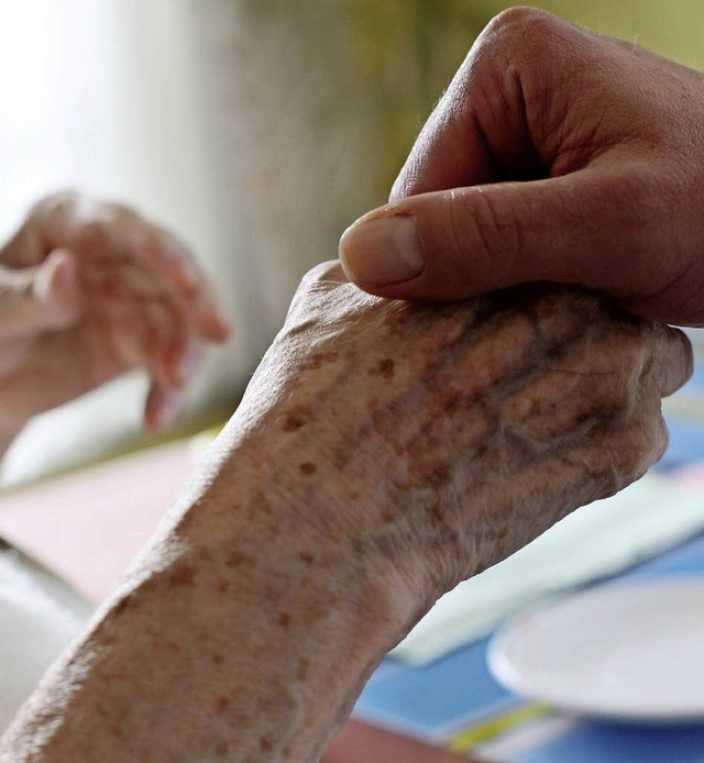 Offenburg bekommt ein Hospiz zur Begleitung todkranker Menschen.   | Foto: dpa