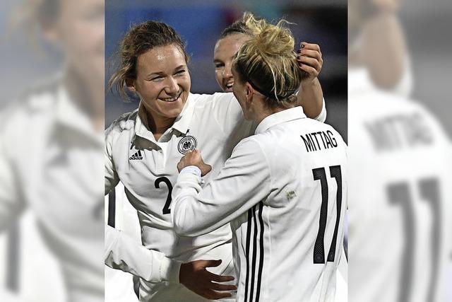 Deutsche Fußballerinnen spielen gegen Norwegen 1:1