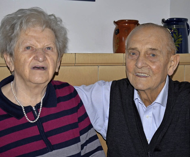 Erich und Mathilde Schmidt feiern diamantene Hochzeit.   | Foto: Diehl