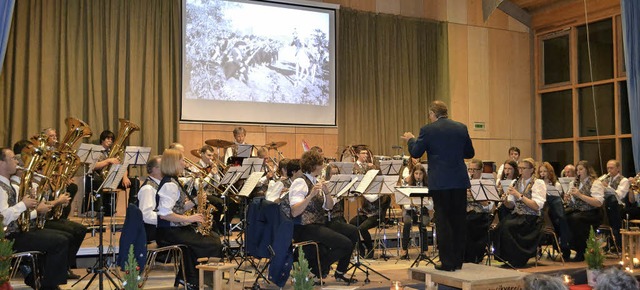 Markus Bhler und sein Orchester berr...esucher mit einem glanzvollen Konzert.  | Foto: paul Berger