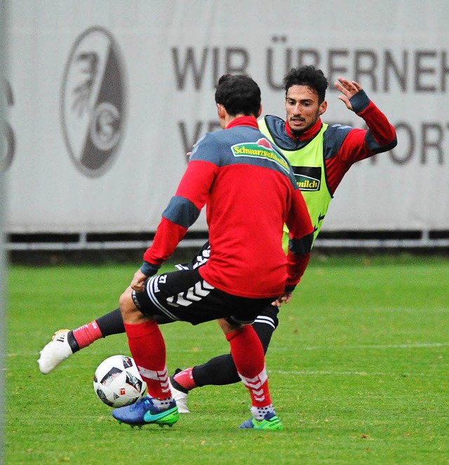 bungssache: Onur Bulut im Trainingsduell mit Nicolas Hfler  | Foto: Achim Keller