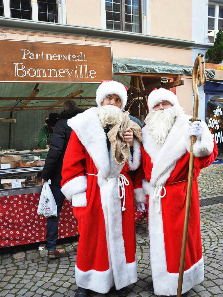 Der Weihnachtsmarkt in Staufen hat wieder zahlreiche Besucher angelockt.