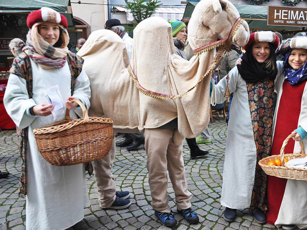 Der Weihnachtsmarkt in Staufen hat wieder zahlreiche Besucher angelockt.