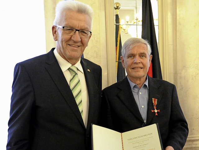 Ministerprsident Winfried Kretschmann...er Verleihung des Bundesverdienstkreuz  | Foto: Markus Zimmermann