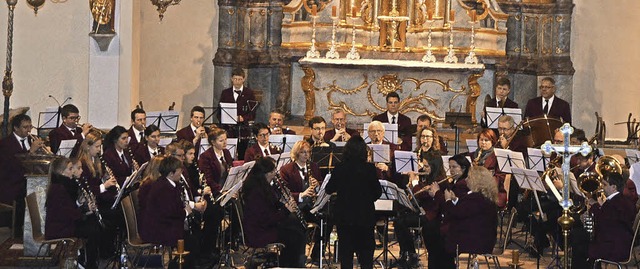 Das Kirchenkonzert des Musikvereins Ob...einhausen seit Jahren zur Adventszeit.  | Foto: Jrg Schimanski