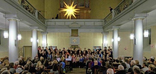 Viele Jazztne erklangen in der Evangelischen Stadtkirche.   | Foto: Ansgar Taschinski
